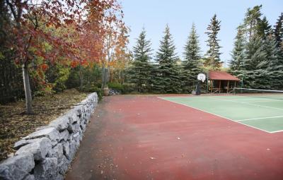 photo of Assiniboine Lawns & Landscapes